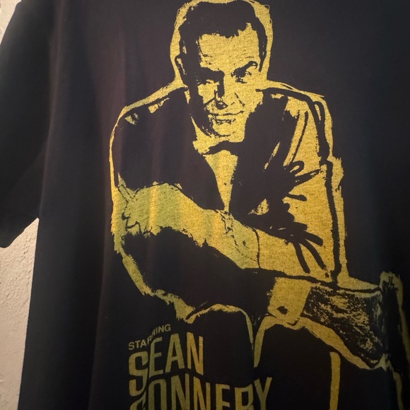 Y2k Vtg James Bond 007 Starring Sean Connery Movie T-shirt Sz XL Guess 2012 - Picture 4 of 7